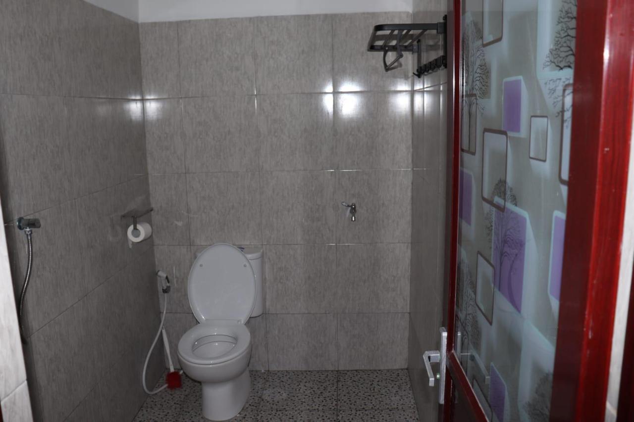 Room 212 Kuta  外观 照片